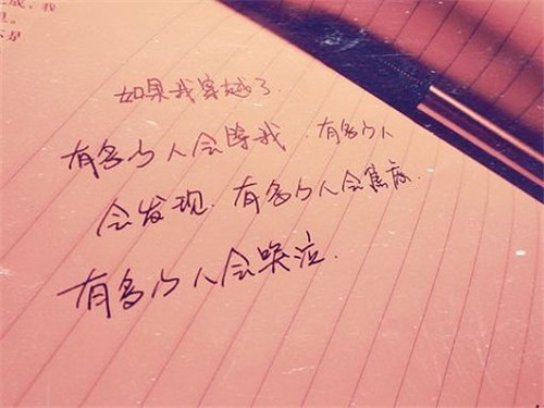 ˸
