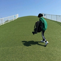 Ů